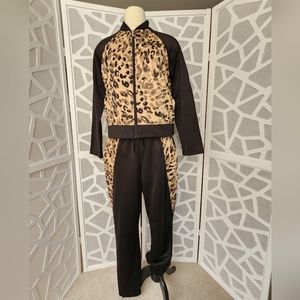 Juicy zip jacket/pants set. Black and tan leopard print womens Med top, Lg pants